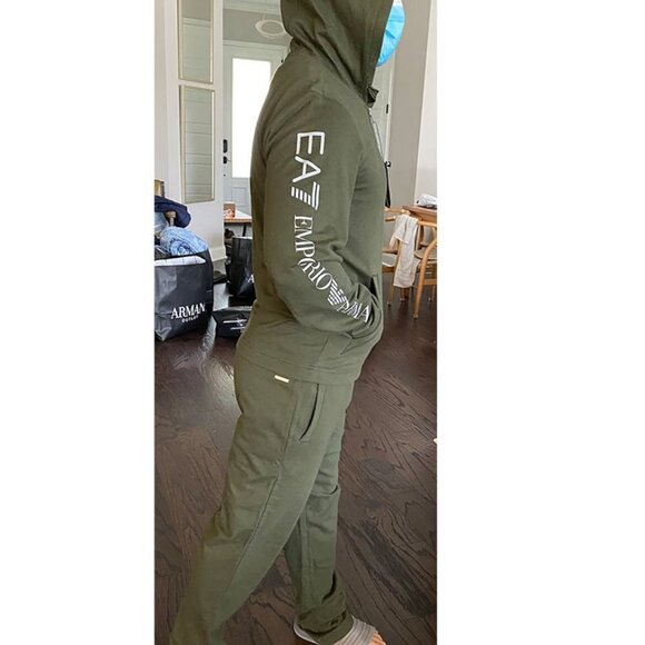 EA7 EMPORIO ARMANI ZIP UP HOODIE SWEAT SHIRT - Picture 7 of 8